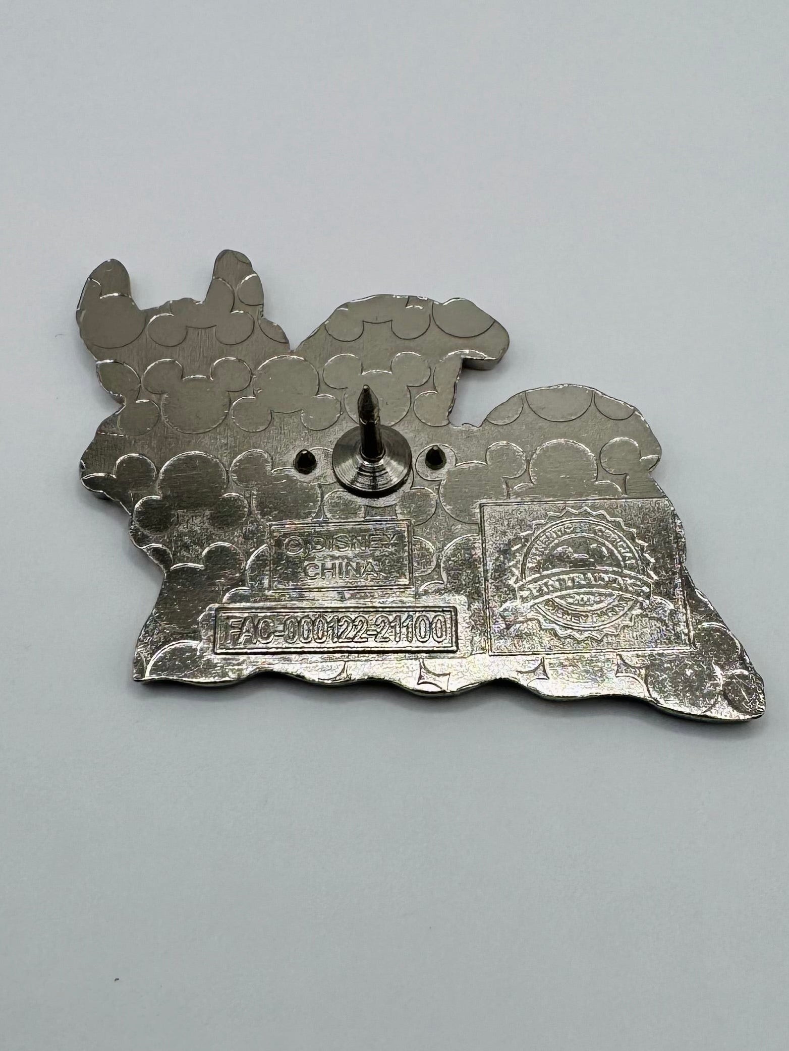 Lilo and Stitch Build a Snowman Disney Trading Pin