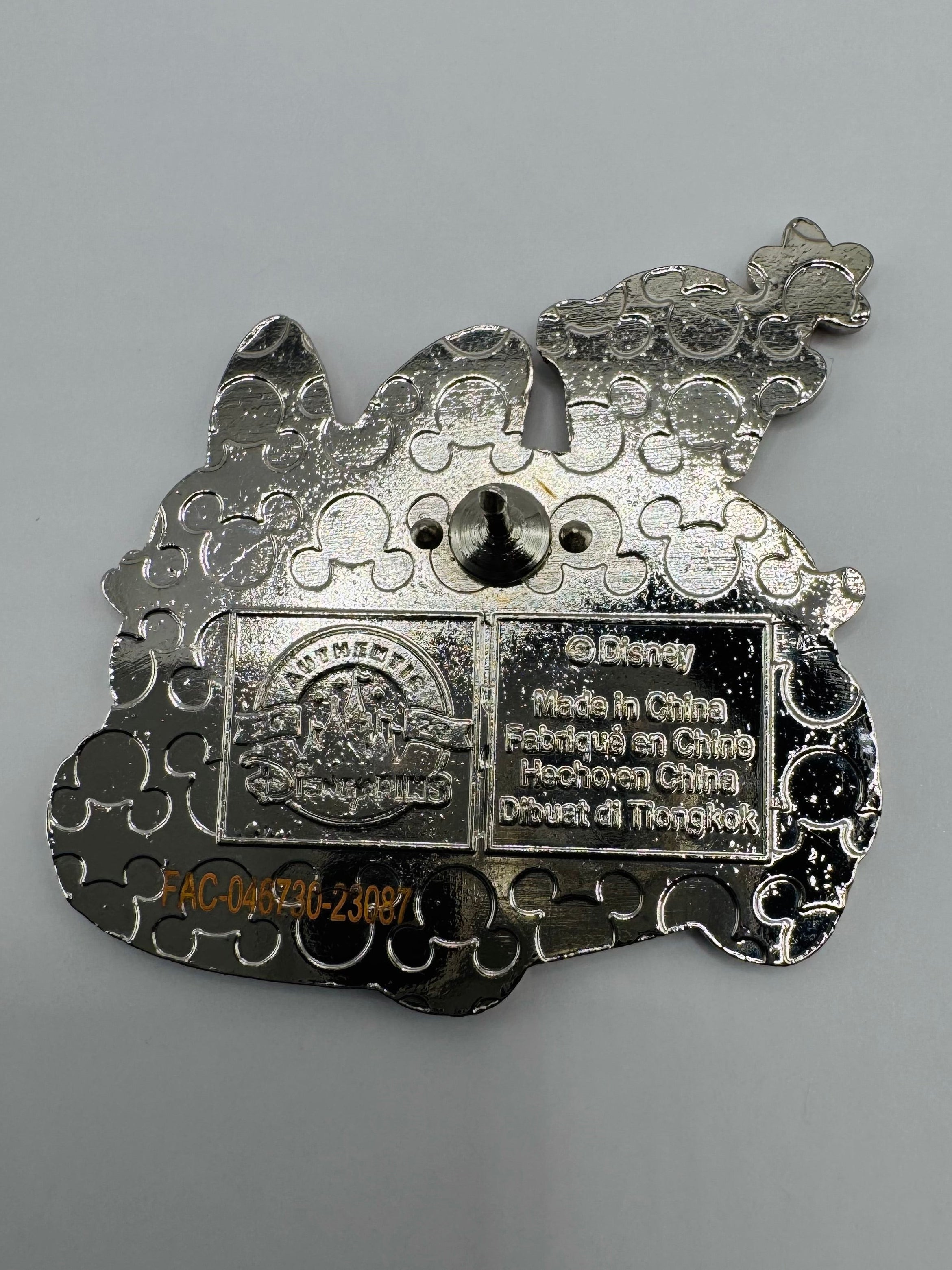 Minnie Mouse Cupcake Food Truck Disney Trading Pin