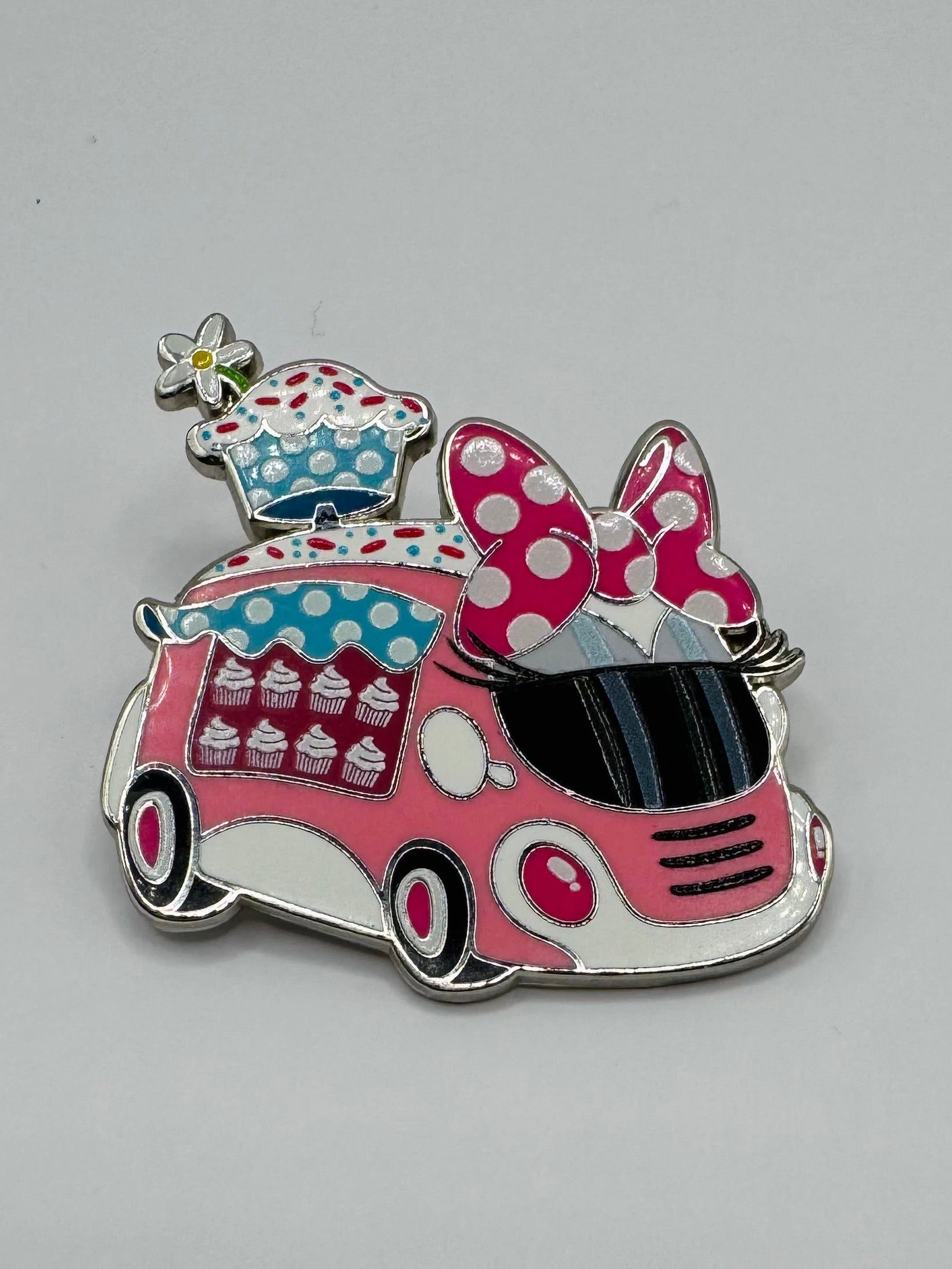 Minnie Mouse Cupcake Food Truck Disney Trading Pin